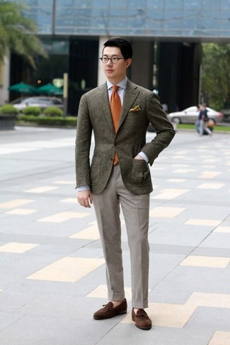 С чем носить оранжевый галстук мужчине