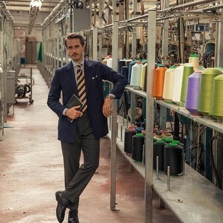 С чем носить оранжевый галстук мужчине