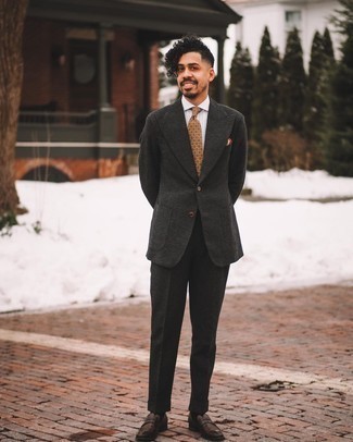 С чем носить оранжевый галстук мужчине