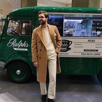 Как носить длинное пальто с вязаным свитером