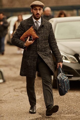 Как носить длинное пальто с туфлями дерби