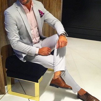 С чем носить нагрудный платок с "огурцами"