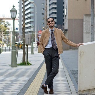 С чем носить галстук с "огурцами" мужчине