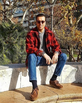 Как носить полупальто с джинсами