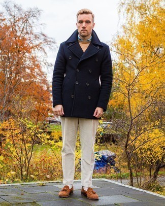 Как носить полупальто с лоферами