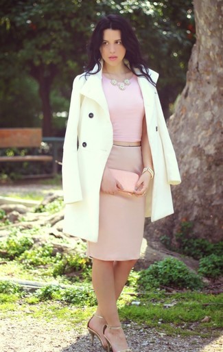 Как носить юбку-карандаш с пальто