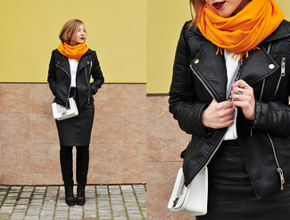 Как носить юбку-карандаш с сапогами