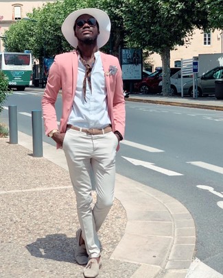 С чем носить розовый пиджак мужчине