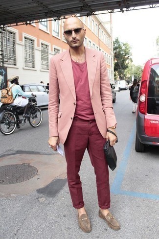 Какие лоферы носить с розовым пиджаком мужчине