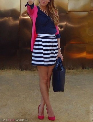 Какие туфли носить с розовым кардиганом