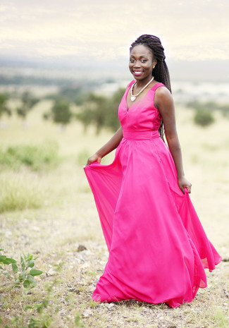 С чем носить розовое платье