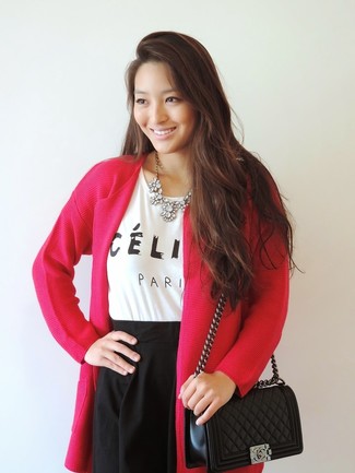 С чем носить розовый открытый кардиган женщине