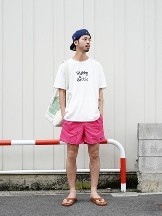 Какие сланцы носить с розовыми шортами мужчине