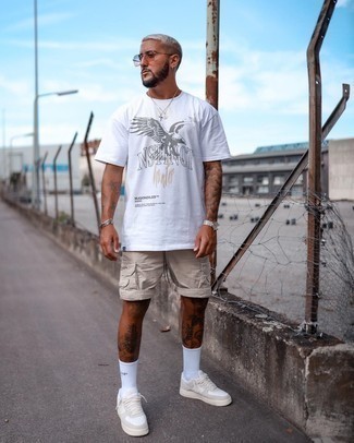 С чем носить розовые солнцезащитные очки мужчине