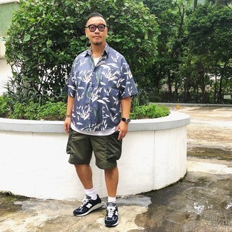 С чем носить розовые солнцезащитные очки мужчине