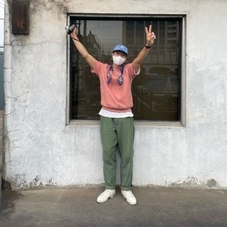 С чем носить розовую футболку мужчине