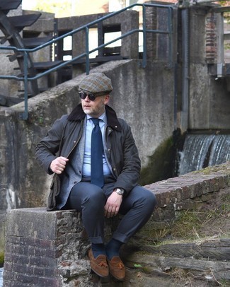 С чем носить кепку в шотландскую клетку мужчине