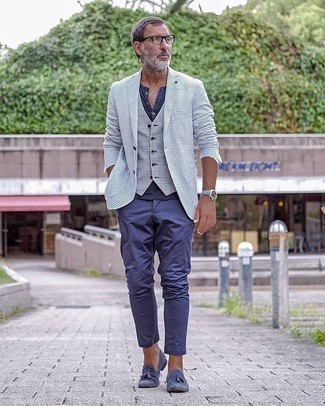 С чем носить жилет в шотландскую клетку