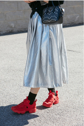 С чем носить юбку-миди со складками