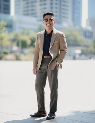 С чем носить нагрудный платок