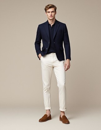 Как носить футболку-поло с брюками чинос