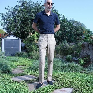 С чем носить футболку-поло за 50 лет мужчине