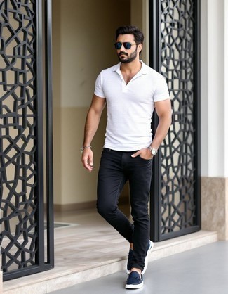 С чем носить футболку-поло мужчине