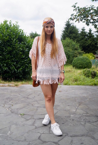 Как носить пончо с шортами