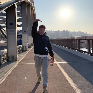 С чем носить худи с принтом мужчине