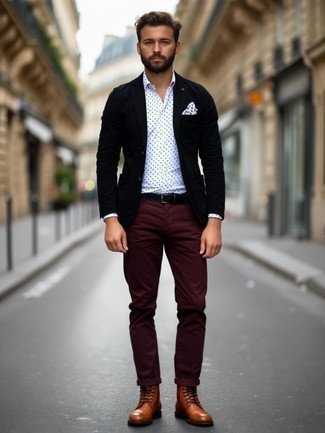 С чем носить нагрудный платок с принтом