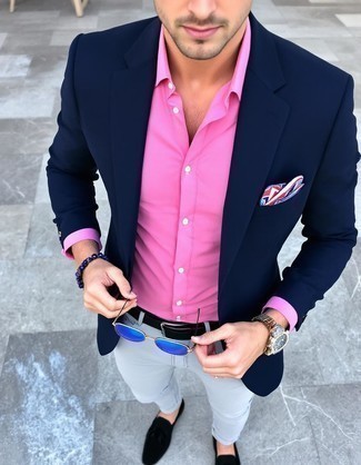 С чем носить нагрудный платок с принтом