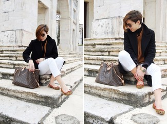 С чем носить большую сумку с принтом