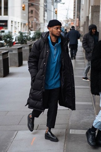 Как носить пуховик с классическими брюками мужчине