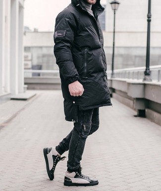 Как носить пуховик с водолазкой мужчине