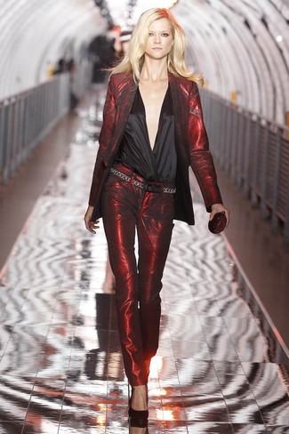 Как носить туфли с топом без рукавов