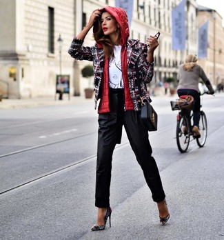 Как носить туфли с твидовым жакетом