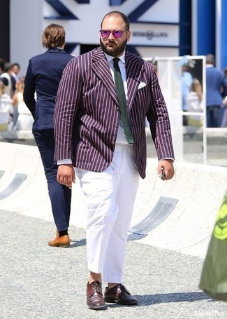 Какие брюки чинос носить с пурпурным пиджаком