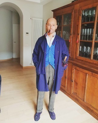 С чем носить пурпурное пальто мужчине