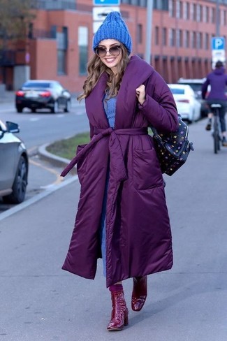 Какие ботильоны носить с пурпурным пуховиком