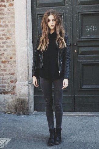 С чем носить кожаную стеганую куртку женщине