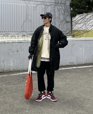 Как носить дождевик с майкой мужчине