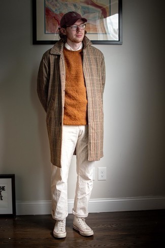 С чем носить красно-черную бейсболку мужчине