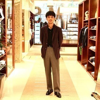 Какие футболки-поло носить с красно-темно-синим пиджаком мужчине