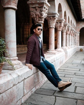 С чем носить красно-белый кардиган с отложным воротником мужчине