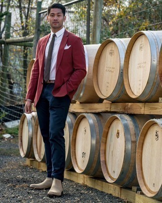 С чем носить красный пиджак мужчине