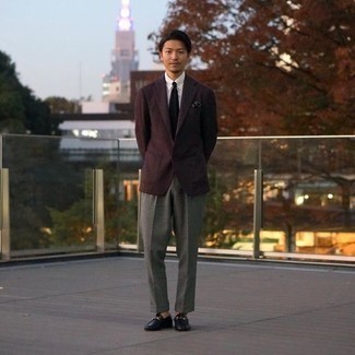 Какие лоферы носить с красным пиджаком мужчине