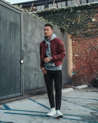 Какой худи носить с красным бомбером мужчине