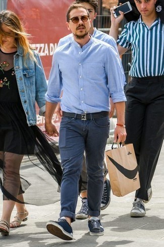 С чем носить красный браслет мужчине