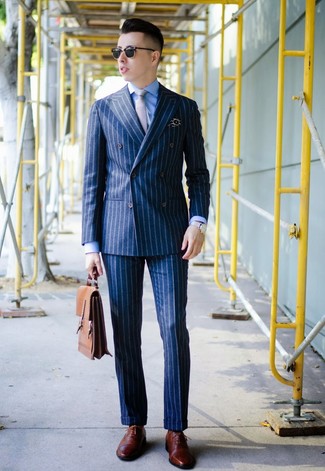 Какие классические рубашки носить с красными брогами