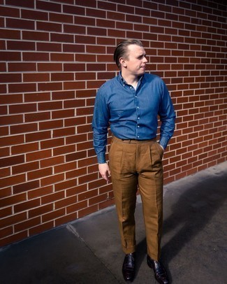 С чем носить красные туфли дерби